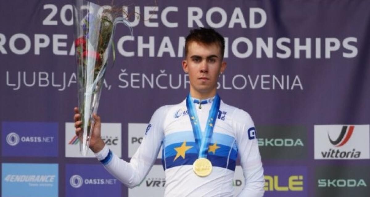 Benjamín Noval, el júnior de oro del ciclismo mundial, también gana la crono del Europeo
